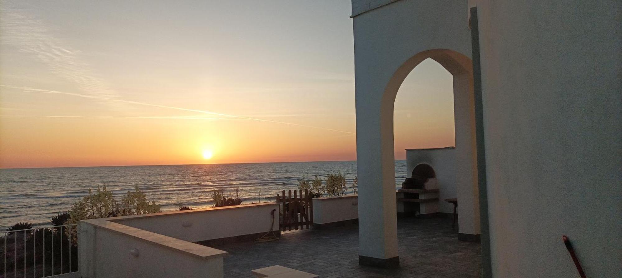 The Suite On The Beach Торваяніка Екстер'єр фото