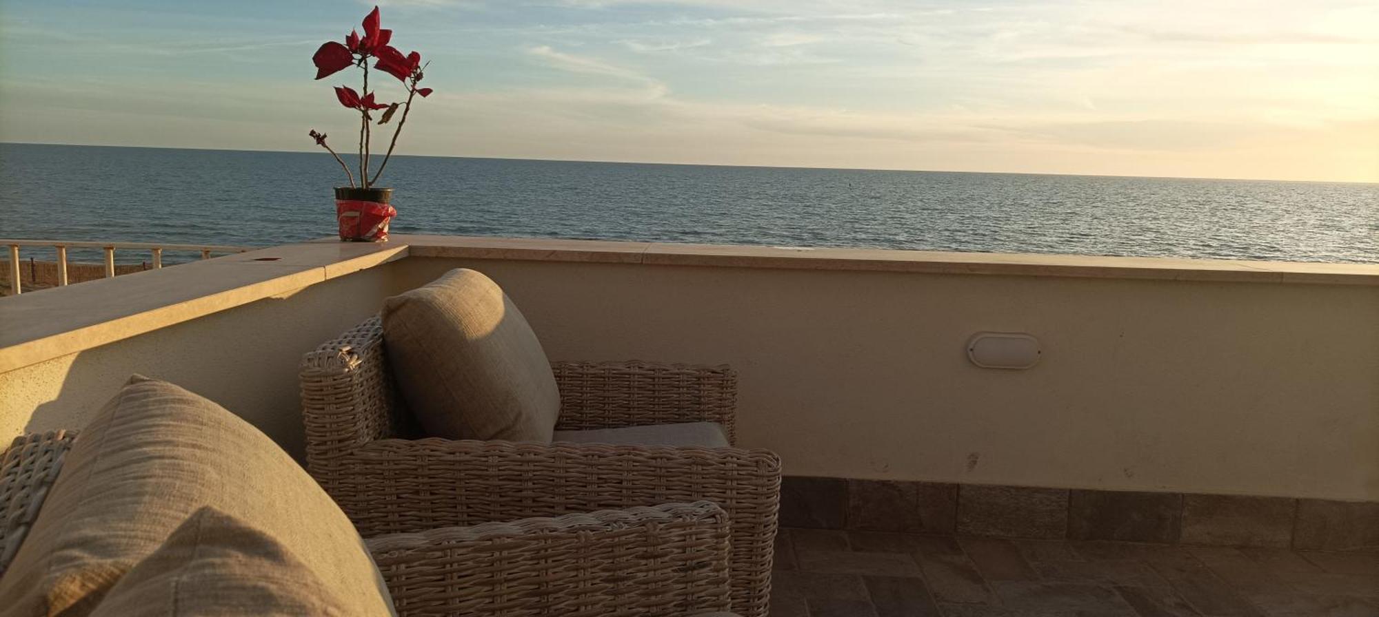 The Suite On The Beach Торваяніка Екстер'єр фото
